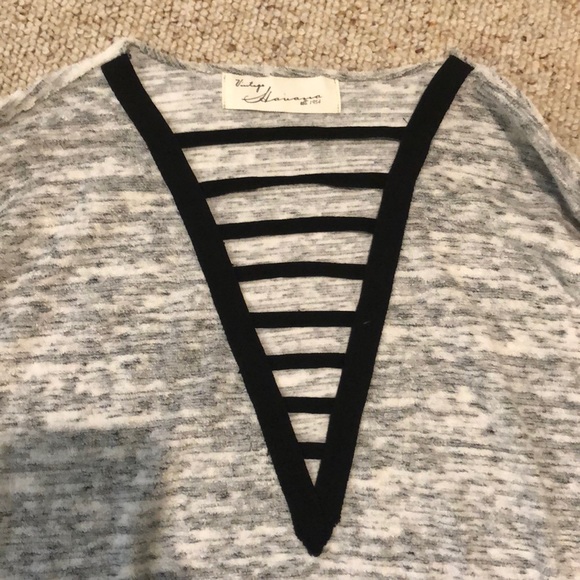 Vintage Havana long sleeve with cuts down middle - Picture 2 of 3